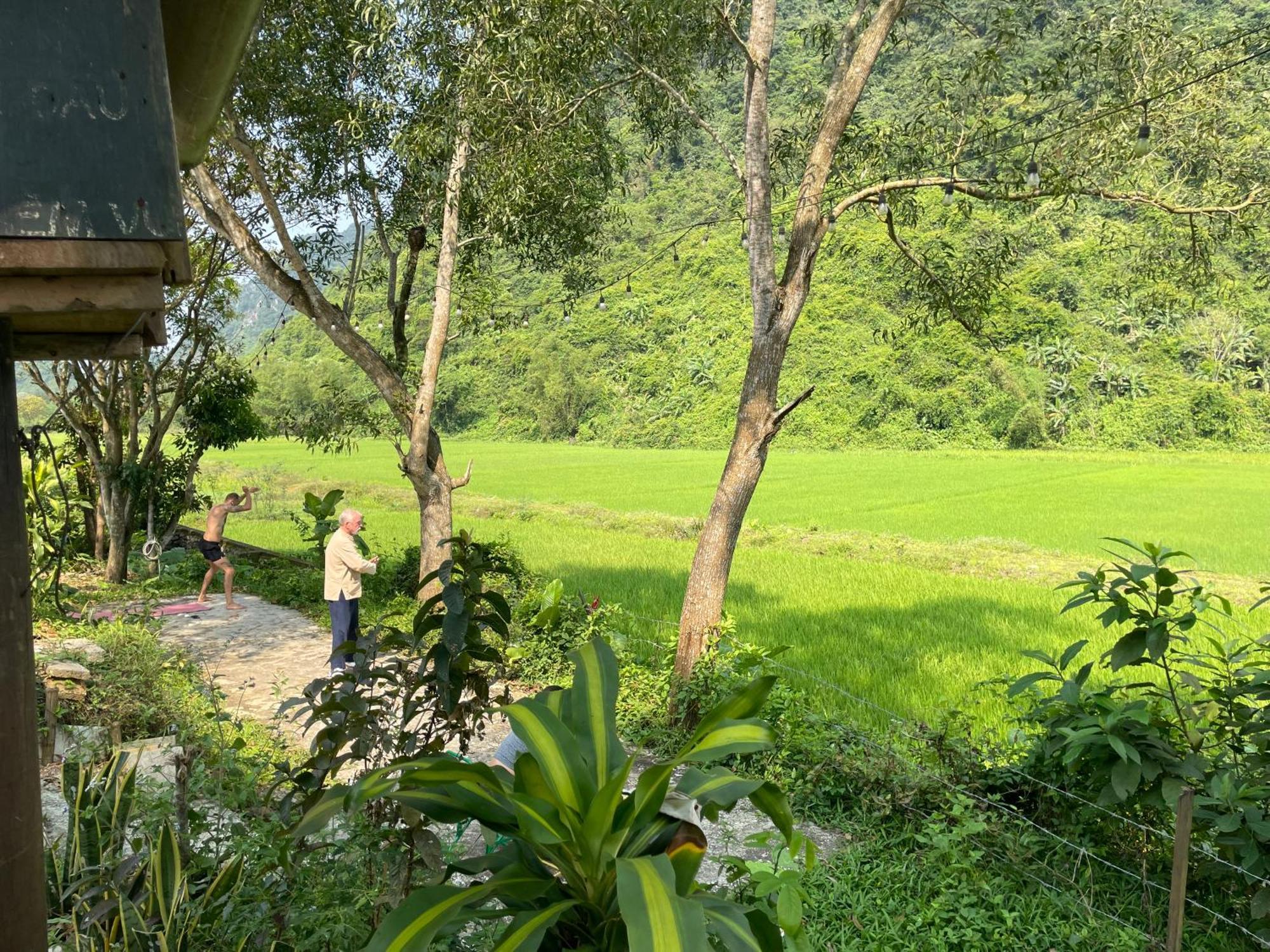Huy-Homestay Phong Nha Exterior photo